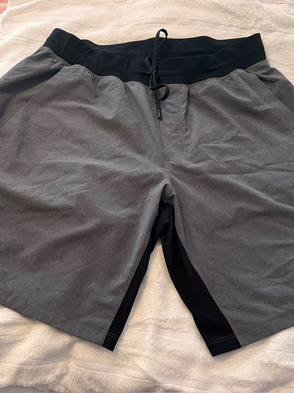 lululemon athletica Men's Gray and Black Athletic Shorts